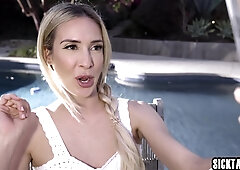 Eager big butt lesbian fucks hottie babe