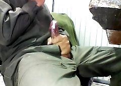 Big-Cock Daddy Masturbating at Work34t