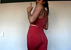 Madisynwood - Help Me Pick A Yoga Outfit - Asmr