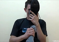 Insane Twunk with A Sole Fetish