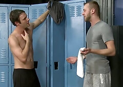 MenOver30.com: Chandler Scott showing big dick