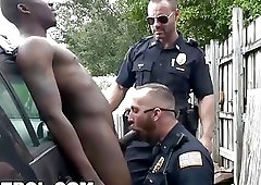 Cops bust a black guy but let him go after a hardcore gay fuck