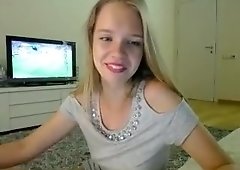 Amateur Teen Masturbating On Webcam 0185