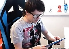 Natural Italian porn actress Valentina Bianco sucks & bangs her geeky nerd boyfriend at allies abode! XXX Hardcore