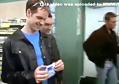 QUEER AS FOLK 1X11 [ENGLISH]