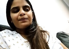 Indian Girl Shower Show And Dress Changing - Show Gurl