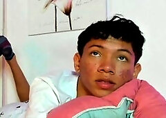 Hot teenage cam dude with adorable braces and acne