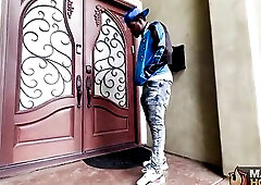 Curvy Redhead Peaches Gets Her Cunt Licked And Banged By Rome Major!