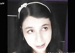 DaniTheCutie is anal vibrator screwed during the time that doing splits with torn yoga panties