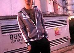 Czech Hunter - Slim driver rushes crazy cumshot in public