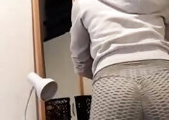 I Flash My Wang in Front of Step Mommy to Watch What Happens