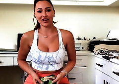 Hot Busty Webcam Babe Masturbate Solo