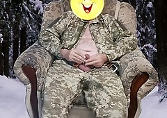 Ukrainian Soldier masturbates in the snowy forest