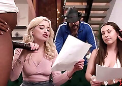 Energetic Lexi Lores Young (18+) Action