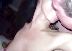 ►► Junge Thai Trans transgender princess Hure in Berlin ohne Kondom gefickt ◄◄