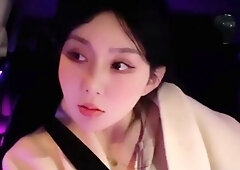 Tiny japanese babe outdoors showing boobs off