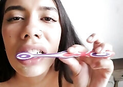 A fresh toothbrushing with cum from Catalina Days