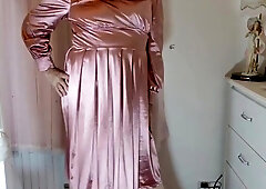 Ginger-Haired crossdresser Nottstvslut in antique satin.