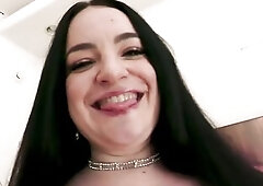 Lillianette Widens Her Large Booty For Her 1st Pro Anal