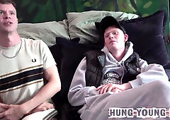 DECENT FIT LUXURIOUS PLATINUM-BLONDE SCALLY CHAV TWUNK SEEDY HARSH NO CONDOM