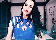 Very hot busty brunette solo masturbation on webcam