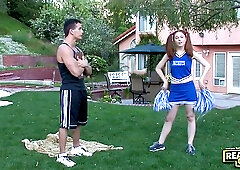 Scarlett Fay Meets A Cock Outside