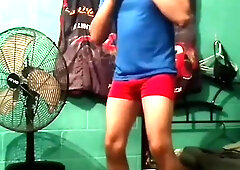 Jesus en boxer tocándose el pene episodio 4