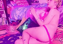 Nude smokin' in the pink room