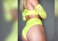 Would Love It if U to Take It off Me
