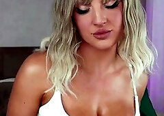 Big boob brunette masturbates on webcam