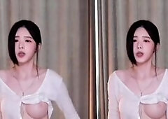 BJ Hamjing Exposed tits teasing guys high