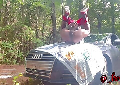 Kingfame Strokes On Top Of Audi