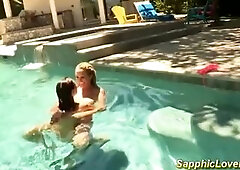 Astonishing lesbo sex in the pool