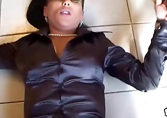 Office lady with glasses is blowing her colleagues knob when she does not have any work to do - Big cock