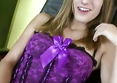 Horny tranny secretary Kelly Klaymour strokes till cumming in streams