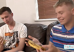 69 position, cum swallowing, anal masturbation