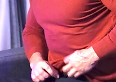 masqulin: The Virtual World Brings Two Men Closer