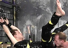 Boynapped.com: Trimmed Taylor enjoys greatly bondage