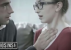 Nerd Playgirl Screwed Coarse For The 1st Time