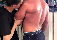 B!G C0NN3R DOMINATES TWINK, GETS HIM HARD