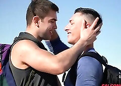 Alexander and Tristan's hot anal pounding in the desert