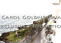 Breasty Carol Goldnerova catched during sunning on italian beach...