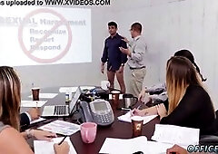 Wild sexual education for young punk men in a gay class