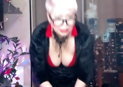 Dirty Dancing Of Luxurious Mature Whore & Her Gaping Cunt .!