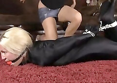 Catsuit Burglar Got Surprised