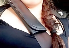 Newbie amateur gives a blowjob in the car for the driver