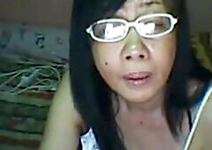 Filipina Granny on Webcam