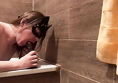 Masked sissy worships BBC in a bath