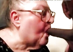GRANNY GRANDMA OMA BLOW JOB THROAT SCREW DOXY