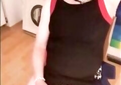 After the throat screw training comes the award: Plug in the butt, finger on the clitoris – I jerk myself off until I cum and lick up each drop of m